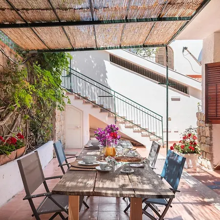 Apartment Le Casette All'addaura By Domus Sicily