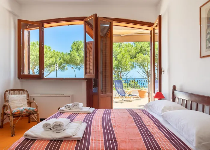 Apartment Le Casette All'addaura By Domus Sicily