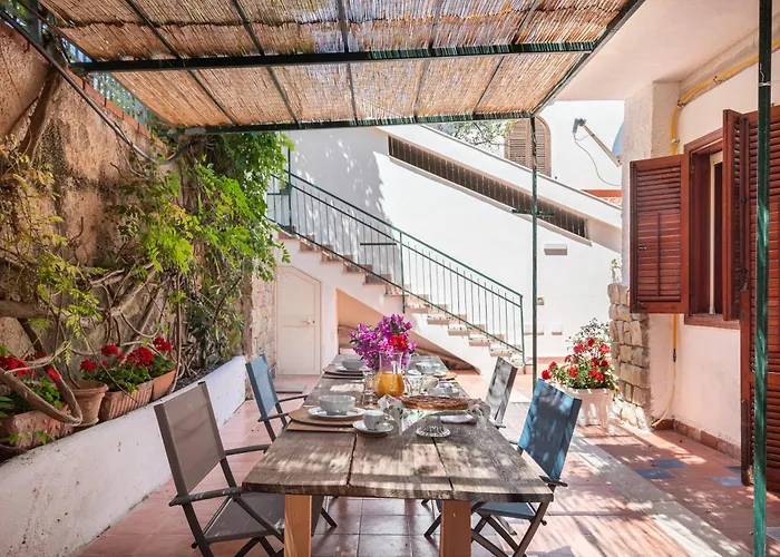 Apartment Le Casette All'addaura By Domus Sicily